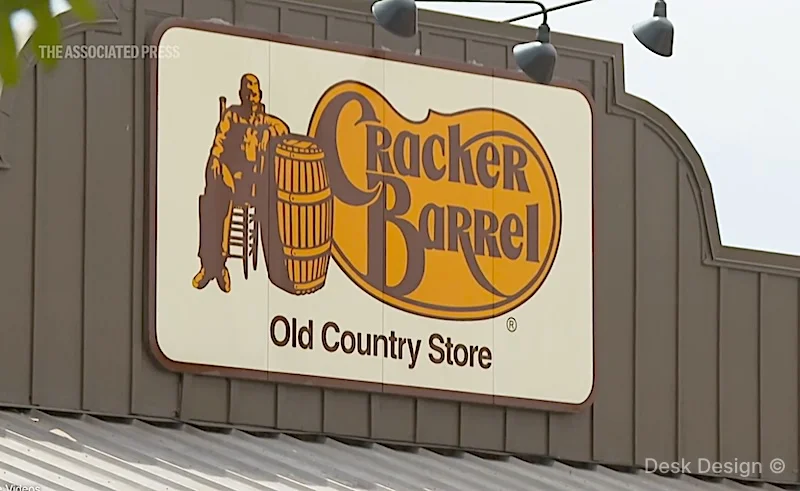 Покупатели заставили Cracker Barrel вернуть старый логотип
